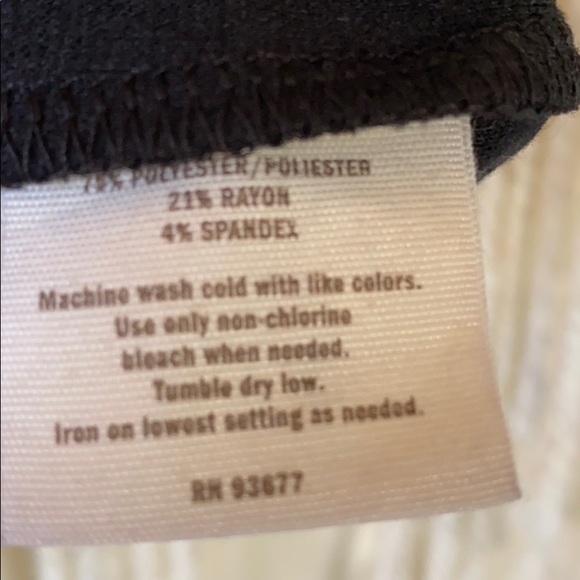 🔴5/$25🔴 mini skirt - Picture 5 of 5